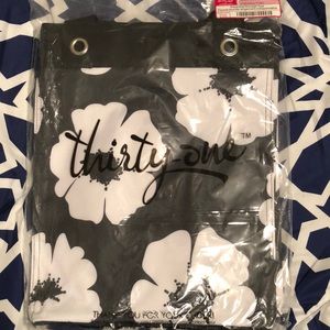 Essential Storage Tote